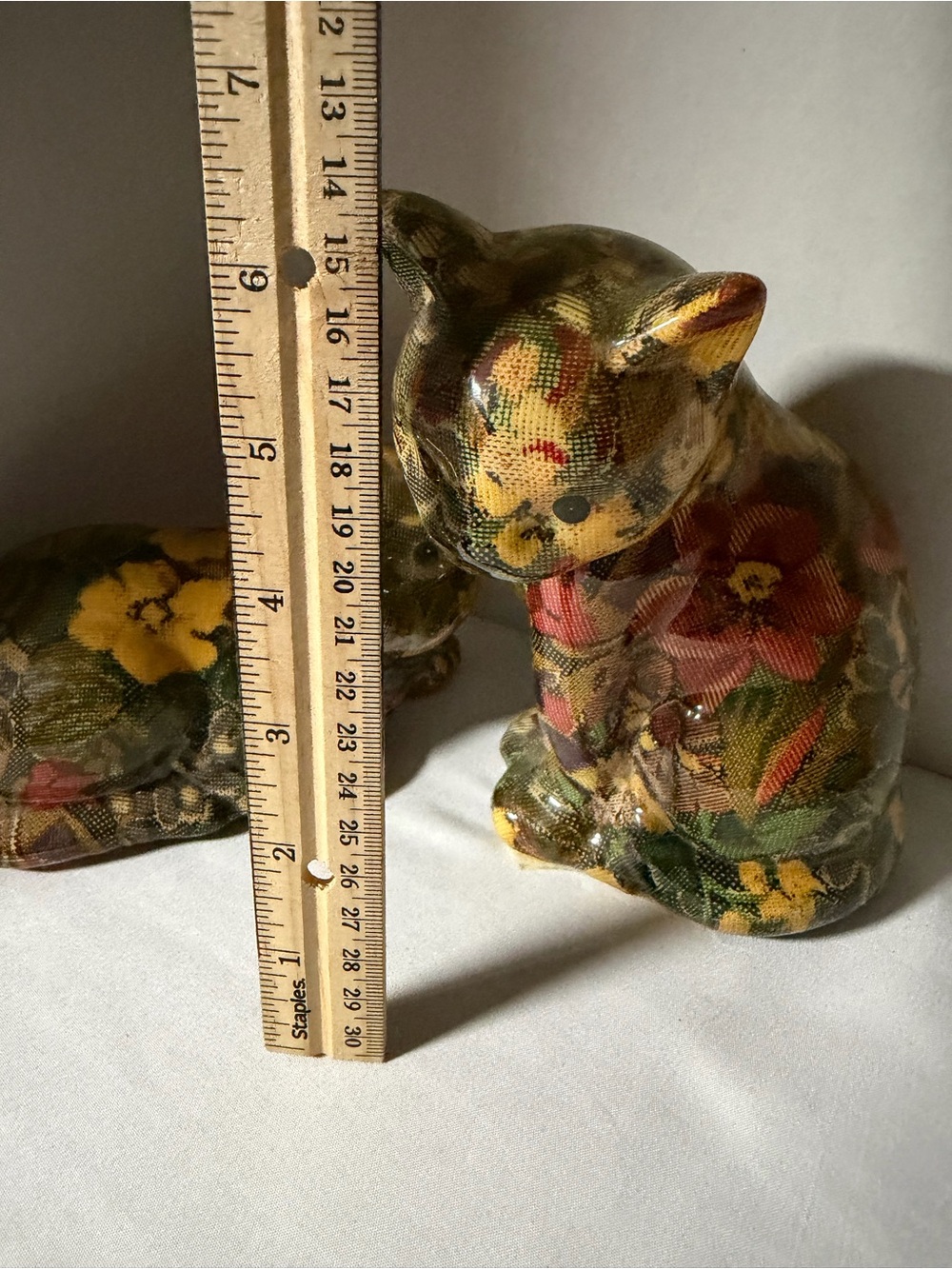 Vintage floral decoupage ceramic cat figurines grandma core patchwork style GUC - Picture 11 of 15
